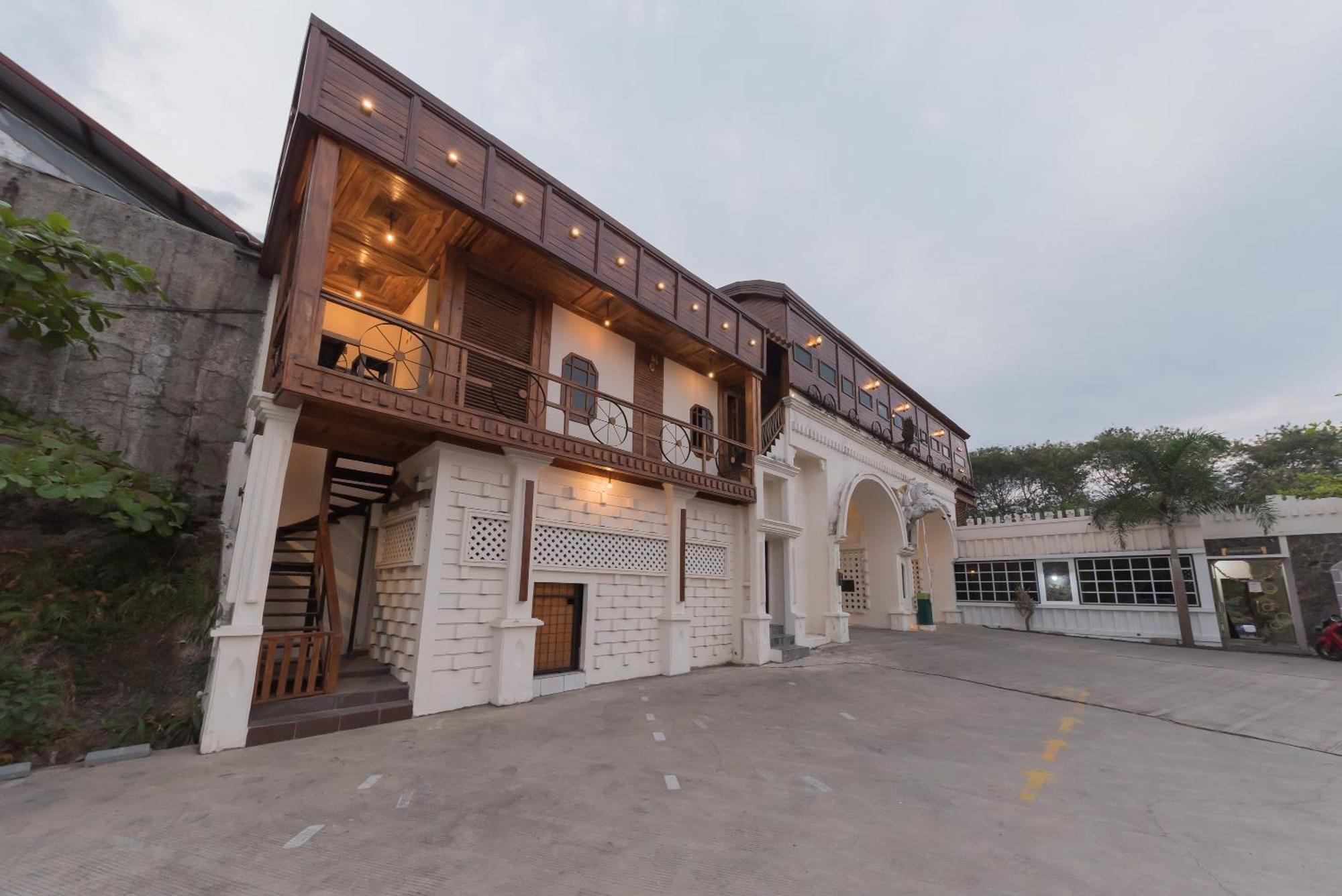 Urbanview Hotel Cianjur City Park By Reddoorz Eksteriør bilde