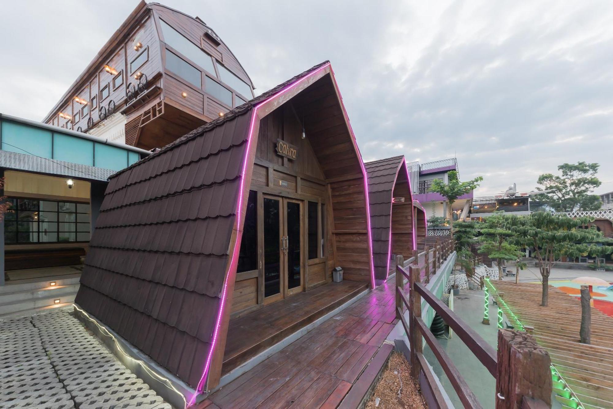 Urbanview Hotel Cianjur City Park By Reddoorz Eksteriør bilde