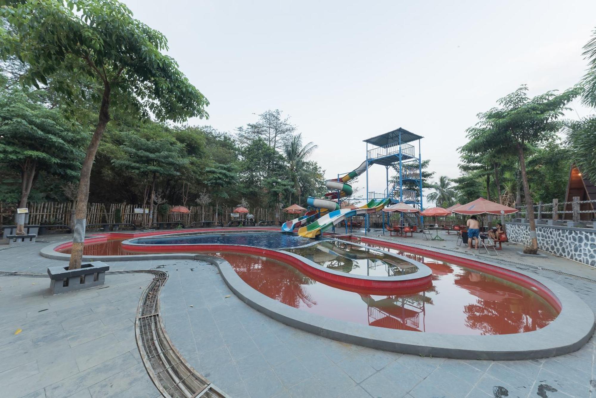 Urbanview Hotel Cianjur City Park By Reddoorz Eksteriør bilde